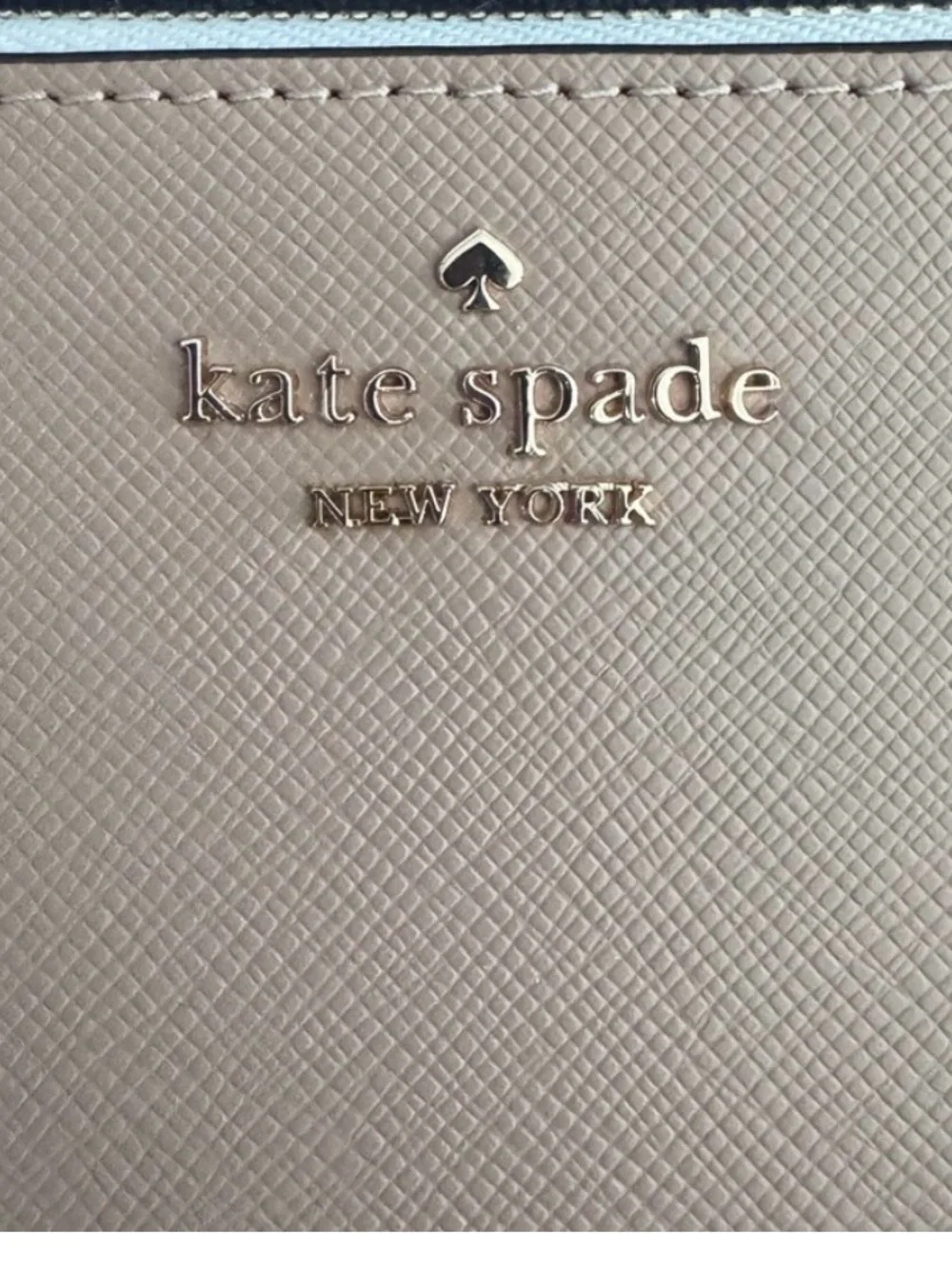 Kate Spade Bi-Color Small Zip Saffian Lucy Wristlet w/ Gold Hardware - Picture 5 of 8